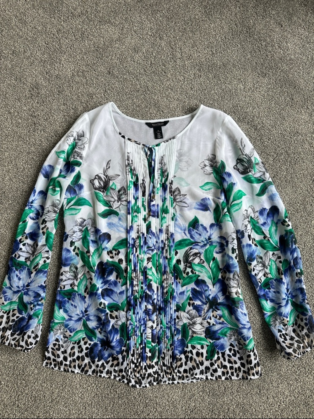 White House Black Market Floral Pintuck Front Long-Sleeve Top